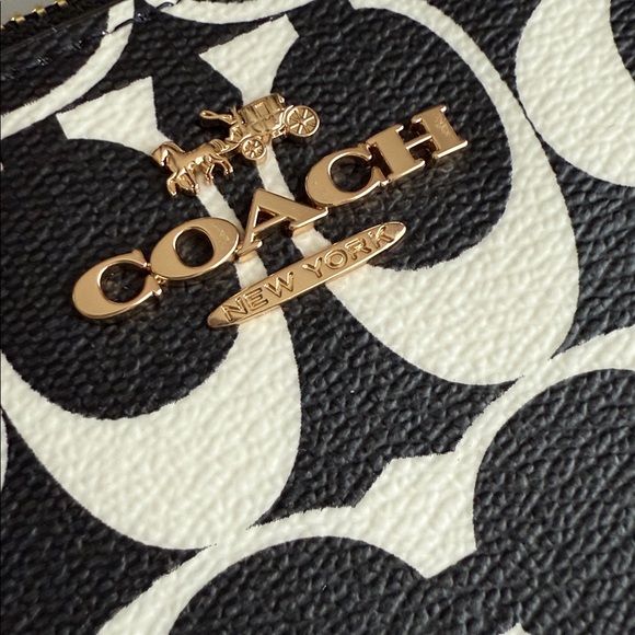 Coach Large Zip Signature Wristlet - Picture 3 of 9